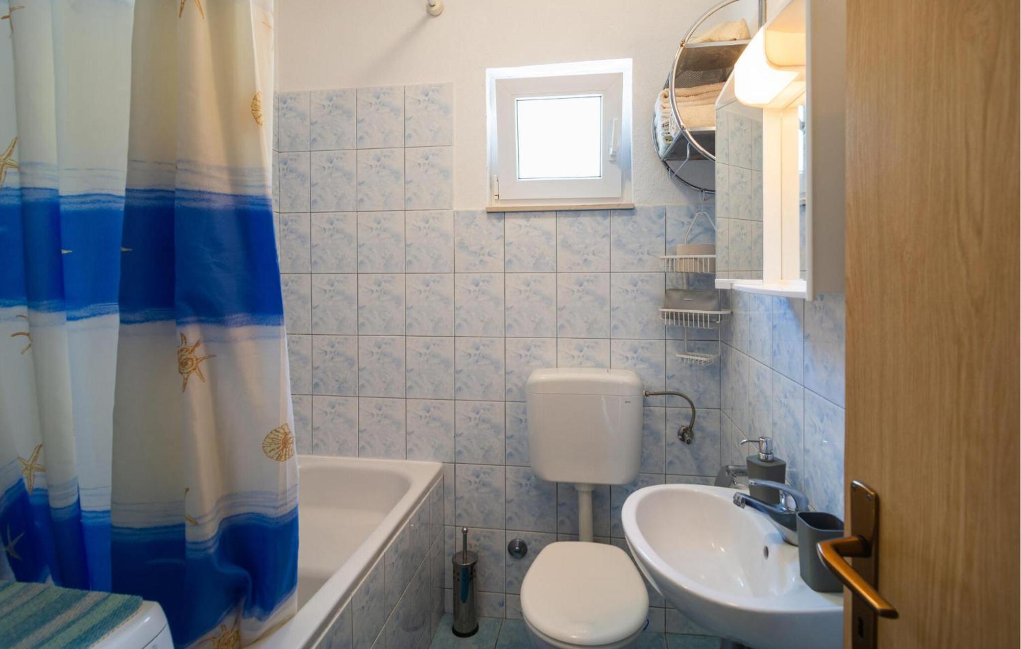 Cozy Home In Podaspilje With Kitchen Svinisce Экстерьер фото